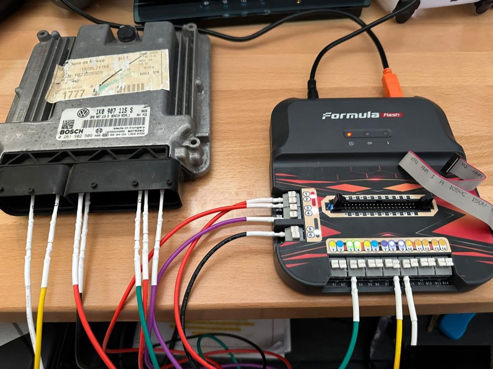 Reading VW MED9.1 ECU on Bench with FormulaFlash